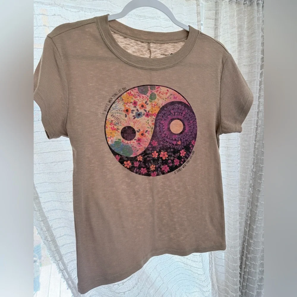 NATURAL LIFE Taupe Short Sleeve Tee with Floral Yin Yang Graphic - Picture 5 of 9